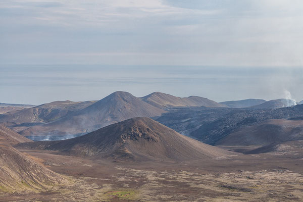 29.07. Norðurflug Volcano Tour: im Eruptionsgebiet angekommen, bietet sich uns ein toller Ausblick auf das Ausmaß der Eruption.