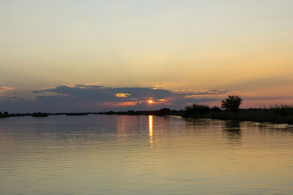 23.03. Sundowner Cruise 