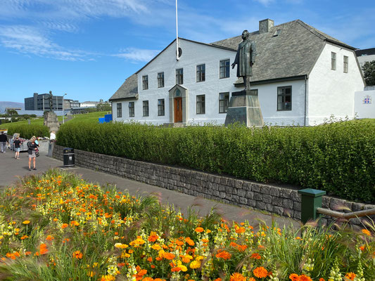 30.07. Reykjavík: Stjórnarráðið / Prime Minister’s Office