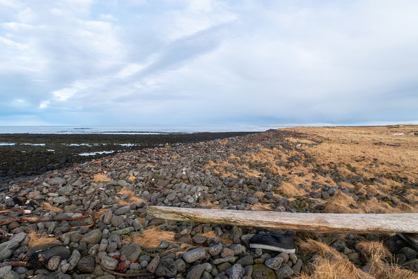 18.02. Die Sandgerði Cottages liegen direkt an der schönen Küste. 