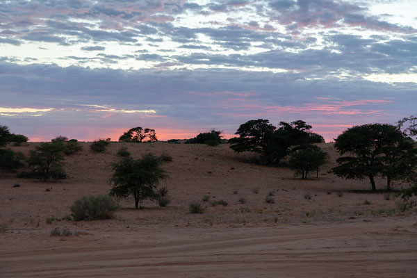 15.02.  Rooiputs: toller Sonnenuntergang in wunderschöner Landschaft