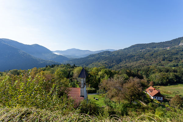 09.09. Die Aussicht von der Burg ist großartig; gleich da drüben ist Kroatien.