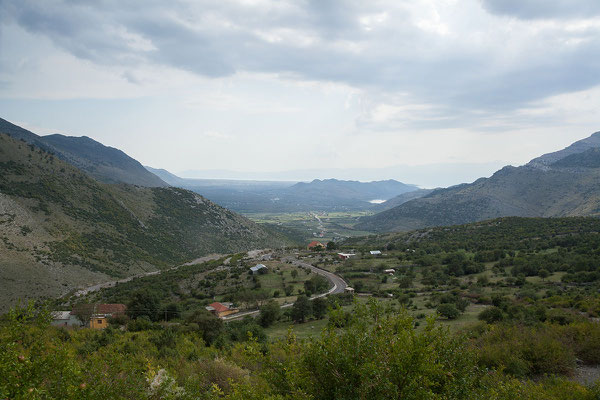 14.9. SH20, der Blick reicht bis zum Shkodra See/Liqen i Shkodrës