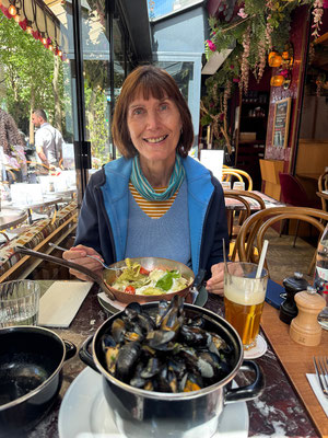 Im "Les Amours in Paris" essen wir wunderbar.