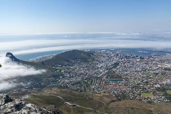 19.10. Table Mountain: Blick auf die Innenstadt und die Waterfront