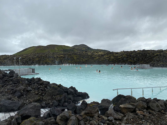 01.08. Dank Corona haben wir viel Platz in der sonst so überlaufenen Blauen Lagune.