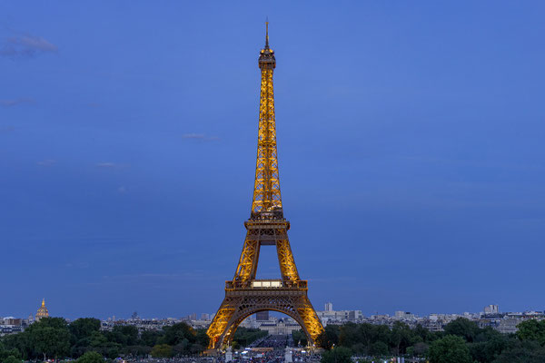 Der Eiffelturm darf am Abend nicht fehlen.