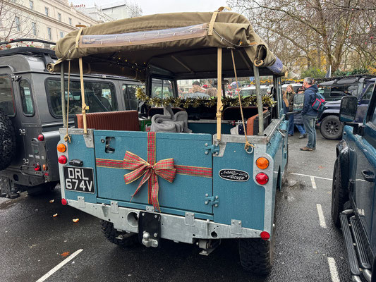 Das Land Rovers of London x-mas meet am Belgrave Square! 