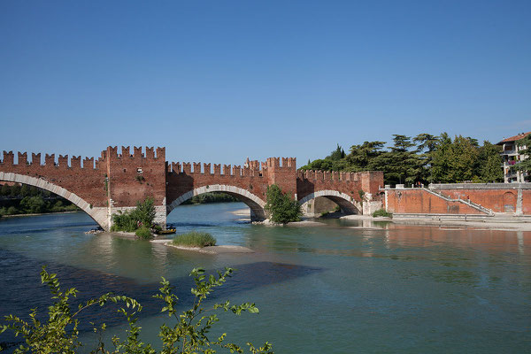 24.09. Verona - Blick auf den Ponte Scaligero