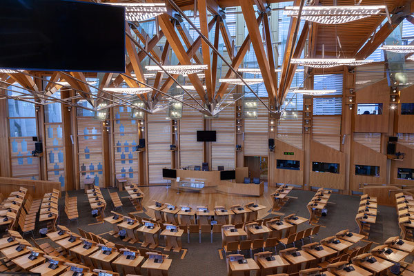 04.08. Schottisches Parlament