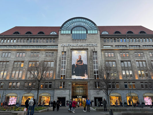 Ein wenig Shopping im KDW darf nicht fehlen!