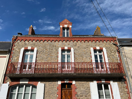 In Batz-sur-Mer entschließen wir uns zum Museumsbesuch.