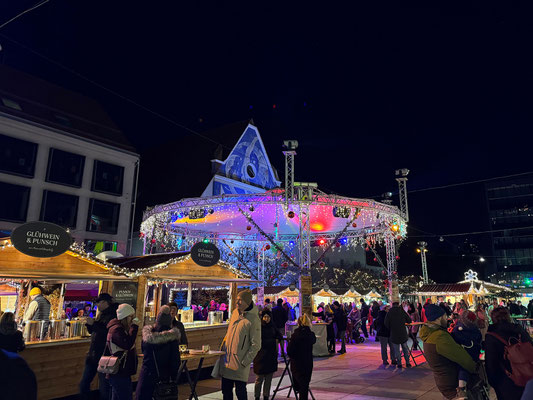 Weihnachtsmarkt am Karmeliterplatz