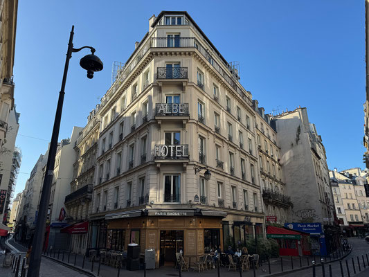 Das Hotel Albe St. Michel liegt perfekt, nur wenige Minuten von Notre-Dame.