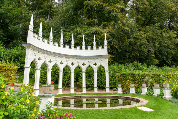08.09. Rococo Garden, Painswick