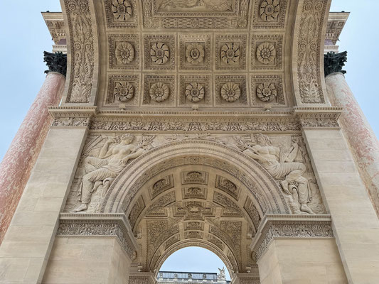 Arc de Triomphe du Carrousel: heute spazieren wir vom "kleinen" Triumphbogen durch die Tuileries.