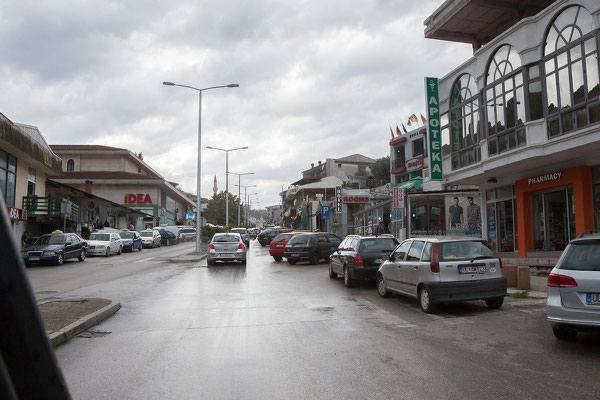 17.9. Ulcinj besteht aus einer recht großen Neustadt ...