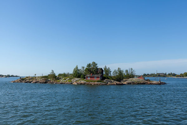 13.08. Mit der Fähre gehts nach Suomenlinna.
