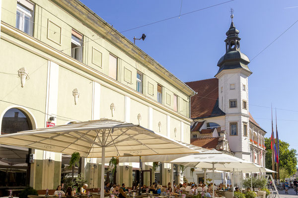 Unser Ziel ist das Schloß Mariborski grad.