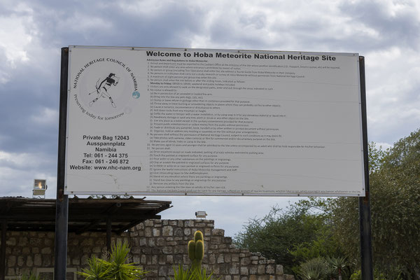 24.03. Heute ist es so weit, wir sehen uns endlich einmal den Hoba Meteoriten an.