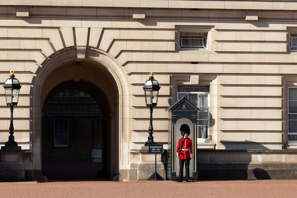 13.09. Buckingham Palace
