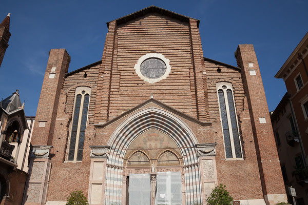 23.09. Verona - Die Chiesa Sant' Anastasia ist die größte Kirche Veronas. 