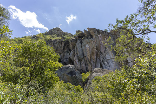 19.03. Tsodilo Hills 