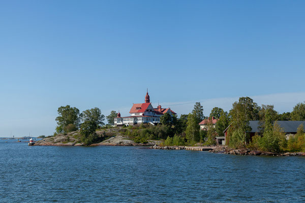 13.08. Mit der Fähre gehts nach Suomenlinna.