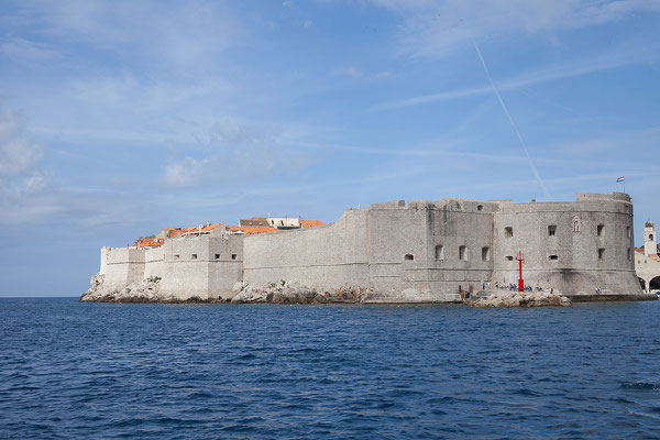 21.09. Wir kommen nach etwa 30 Minuten im Alten Hafen Dubrovniks an. 