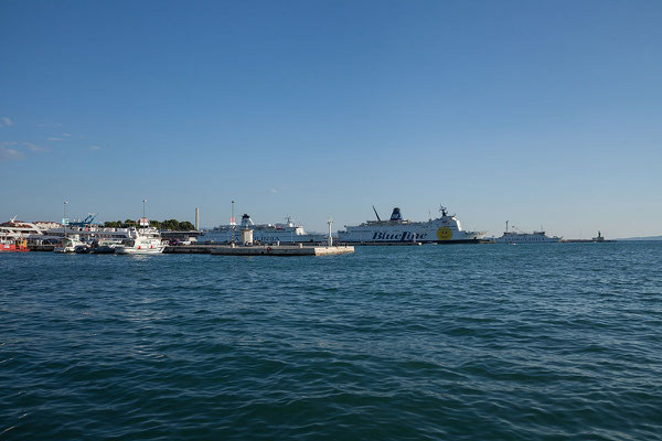 22.09. Split - Blick auf den Fährhafen