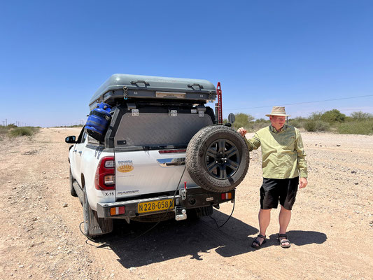 02.03. Unterwegs zum Red Dune Camp: Unsere neu gekauften Indeflates leisten super Arbeit!