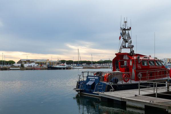 Heute geht es im U-Bootbunker hauptsächlich um Freizeit und Entspannung. Die Einrichtungen umfassen jetzt das Tourismusbüro, zwei Veranstaltungssäle, und Escal’Atlantic, ...