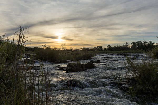 21.03. Sunset Cruise: Popa Falls