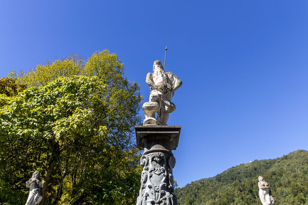 Polhograjska graščina