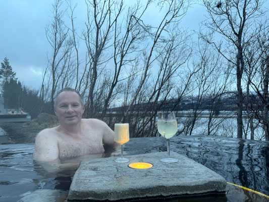Wir verbringen einen tollen Abend in der wundeschönen Forest Lagoon.