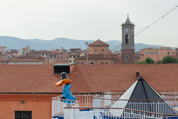 27.05. Um 8:30 verlassen wir den Hafen von Livorno