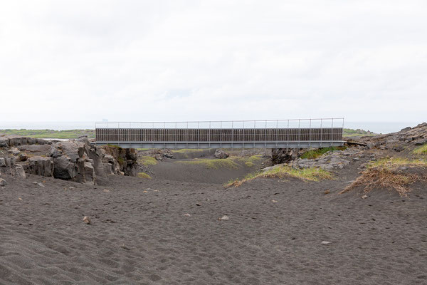 02.08. Brücke zwischen den Kontinenten