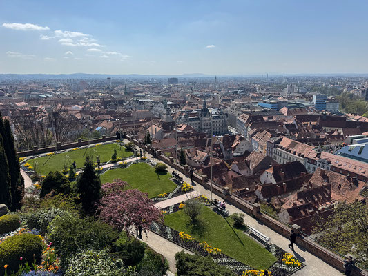 12.04. Schloßberg