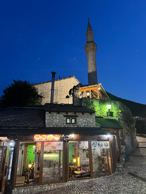 Nezir Agnia Moschee