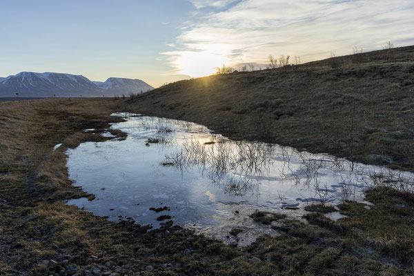 Von Varmahlíð fahren wir Richtung Glaumbær.
