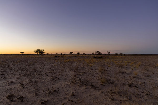 06.03. Unsere Polentswa Campsite #1 liegt malerisch mit tollem Blick auf die Pan.