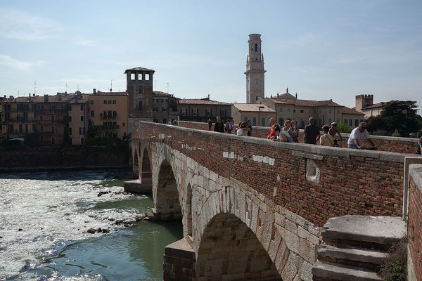 23.09. Verona - Ponte Pietra über den Adige