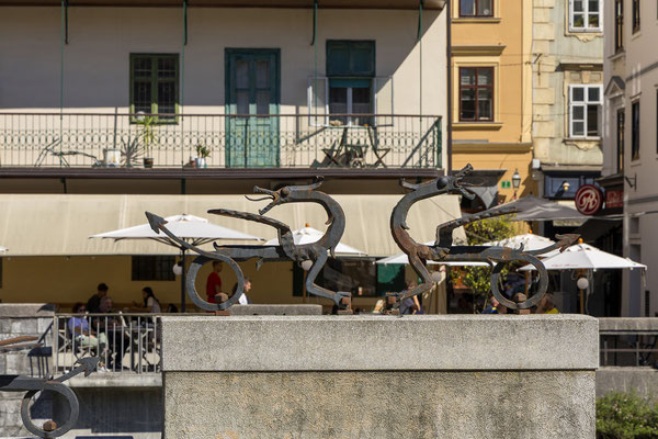 Ljubljanas Wappentier: der Drache!