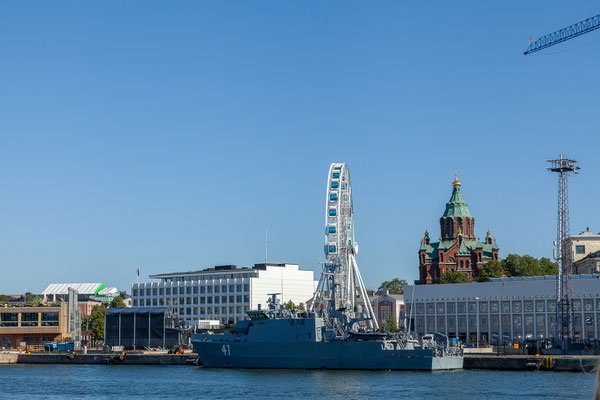 13.08. Auch die Aussicht auf Riesenrad und Uspenski Kathedrale ist toll.
