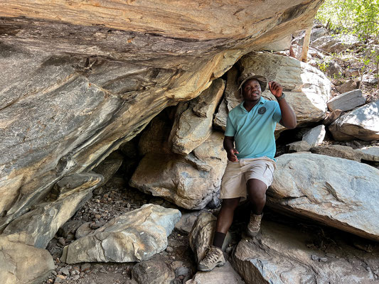 19.03. Tsodilo Hills 