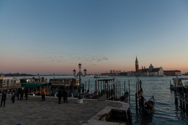 10.02. Sonnenuntergang an der Riva degli Schiavoni