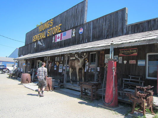 Cooler "alter" General Store in Wawa