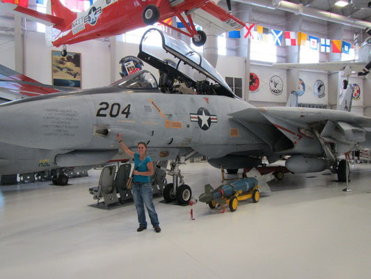 Seit dem Film Top Gun natürlich eines meiner Lieblingsflieger :)