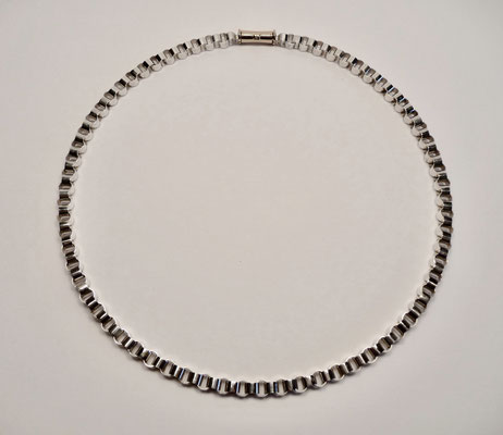 N°189 MUSTER - FÜR MEIN RUNDES VENEZIANER COLLIER - Mit flachen runden Ösen. 