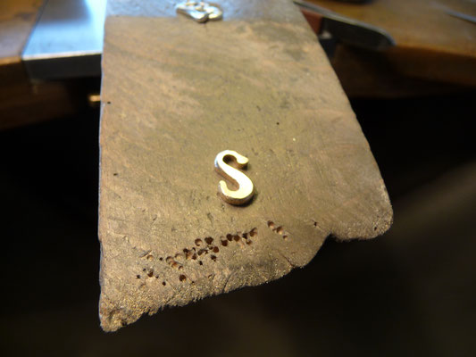 Auf diese Art fertige ich nun alle Buchstaben.